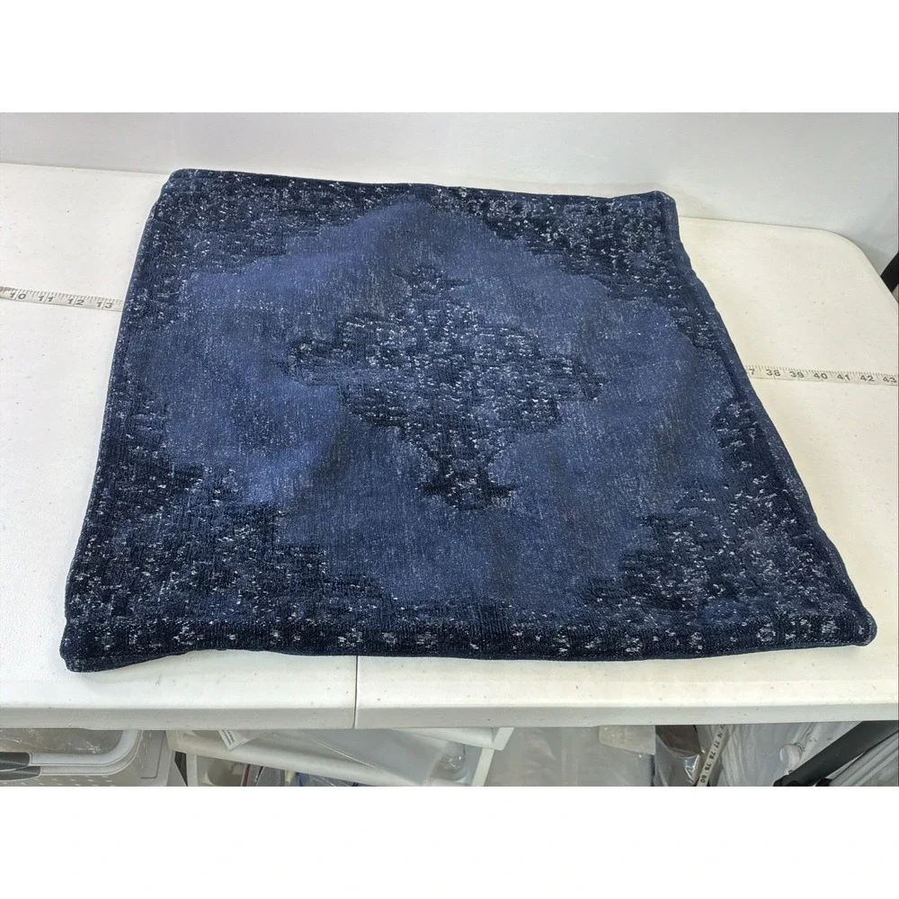 Pottery Barn Dk Blue MADDIE TEXTURED 22